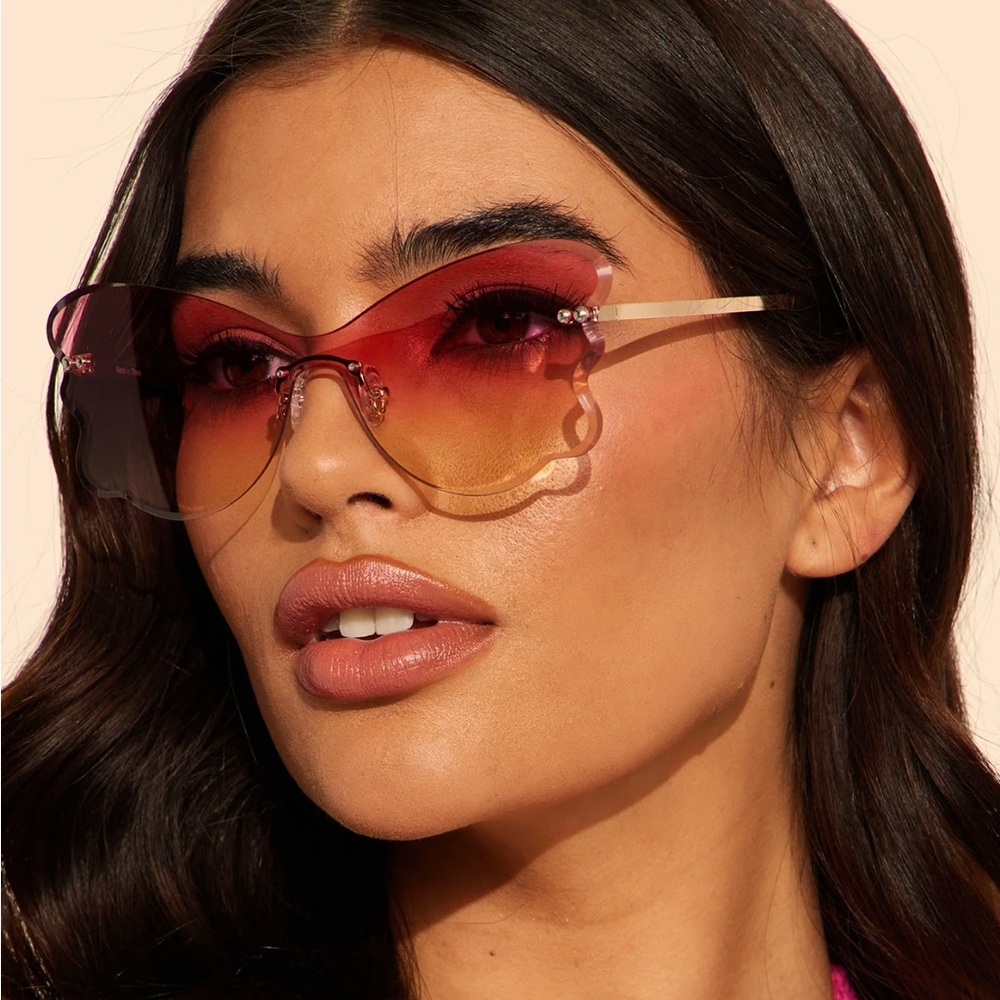 Seeing Butterflies Sunglasses NEW 🏷️